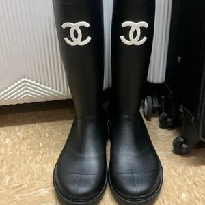 CHANEL Black and White Women's Rain Boots